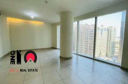 Empty Room image for: Apartment - 2 Bedrooms - 3 Bathrooms for rent in Shining Towers - Al Khalidiya - Abu Dhabi, Image 1