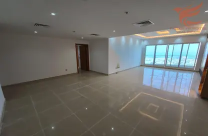 Apartment - 3 Bedrooms - 3 Bathrooms for rent in Cornich Ras Al Khaima - Ras Al Khaimah
