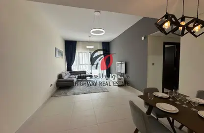 Apartment - 1 Bedroom - 2 Bathrooms for rent in Jumeirah Garden City - Al Satwa - Dubai