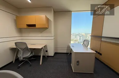 Office Space - Studio - 4 Bathrooms for rent in Health care City - Dubai Healthcare City - Bur Dubai - Dubai