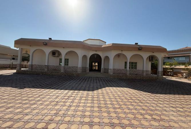 15996195 - صورة العقار 2