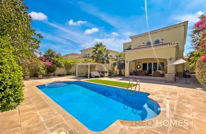 Villa - 4 Bedrooms - 5 Bathrooms for rent in Legacy - Jumeirah Park - Dubai