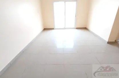 شقة - 2 غرف نوم - 2 حمامات للايجار في برج لوتاه - النهدة - الشارقة