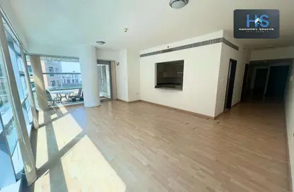 Apartment - 3 Bedrooms - 5 Bathrooms for rent in La Riviera - Dubai Marina - Dubai