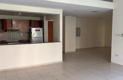 Apartment - 3 Bedrooms - 2 Bathrooms for rent in Al Ghaf 2 - Al Ghaf - Greens - Dubai