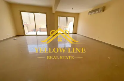 Villa - 3 Bedrooms - 4 Bathrooms for rent in Shakhbout City - Abu Dhabi