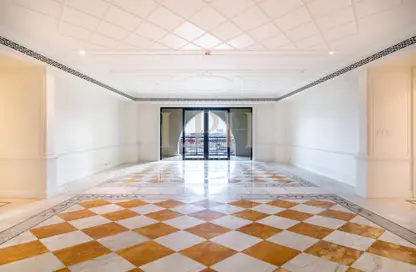 Apartment - 2 Bedrooms - 3 Bathrooms for sale in Palazzo Versace - Culture Village - Dubai