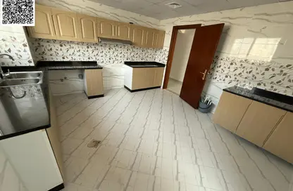 Apartment - 3 Bedrooms - 4 Bathrooms for rent in Al Rumailah building - Al Rumailah 2 - Al Rumaila - Ajman
