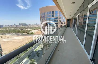 Apartment - 4 Bedrooms - 5 Bathrooms for rent in United Square - Al Khalidiya - Abu Dhabi