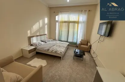 Apartment - 1 Bathroom for rent in Al Mushrif Villas - Al Mushrif - Abu Dhabi