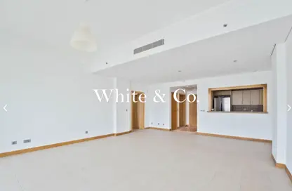 Apartment - 1 Bedroom - 2 Bathrooms for rent in Al Tamr - Shoreline Apartments - Palm Jumeirah - Dubai
