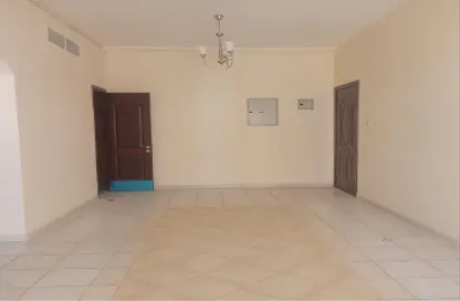 شقة - 2 غرف نوم - 1 حمام للايجار في مجمع مويلح - تجارية مويلح - الشارقة