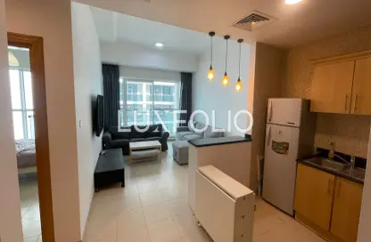 شقة - غرفة نوم - 1 حمام للبيع في ماي فير ريزيدنسي - الخليج التجاري - دبي