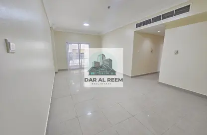 شقة - 2 غرف نوم - 2 حمامات للايجار في مساكن النهضة - النهدة - الشارقة