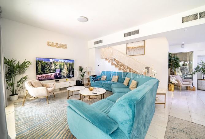 16019695 - Property Image 2