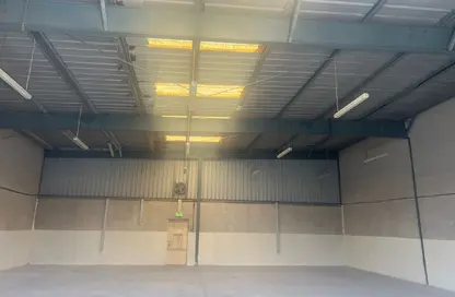 Warehouse - Studio - 1 Bathroom for rent in Ras Al Khor Industrial - Ras Al Khor - Dubai