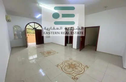 Villa - 5 Bedrooms - 5 Bathrooms for rent in Al Shawamekh - Abu Dhabi
