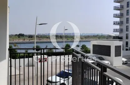 Apartment - Studio - 1 Bathroom for rent in Waters Edge - Yas Island - Abu Dhabi