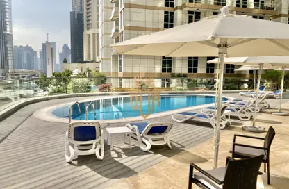 صورة لـ حوض سباحة شقة - غرفة نوم - 2 حمامات للايجار في برج دنيا - برج خليفة - دبي وسط المدينة - دبي ، صورة رقم 1