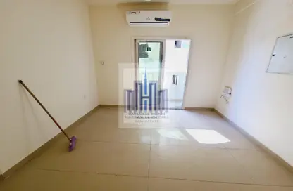 Apartment - 1 Bedroom - 1 Bathroom for rent in Fire Station Road - Muwaileh - Sharjah