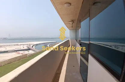 Apartment - 2 Bedrooms - 3 Bathrooms for sale in Marina Bay by DAMAC - Najmat Abu Dhabi - Al Reem Island - Abu Dhabi