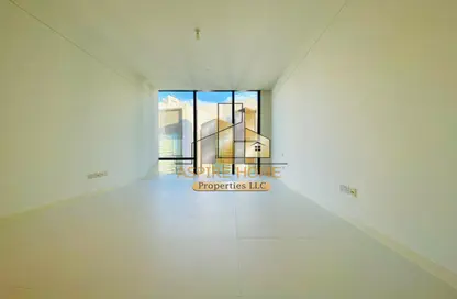 صورة لـ غرفة فارغة شقة - 2 غرف نوم - 4 حمامات للايجار في ابراج ار دي كاي - نجمة أبوظبي - جزيرة الريم - أبوظبي ، صورة رقم 1