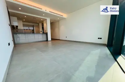 Empty Room image for: Apartment - 1 Bedroom - 2 Bathrooms for rent in Waves Grande - Sobha Hartland - Mohammed Bin Rashid City - Dubai, Image 1