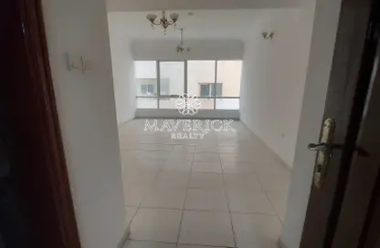 Empty Room image for: Apartment - 1 Bedroom - 2 Bathrooms for rent in Majestic Tower - Al Taawun Street - Al Taawun - Sharjah, Image 1
