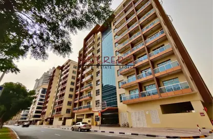 Apartment - 1 Bedroom - 1 Bathroom for sale in La Vista Residence 2 - La Vista Residence - Dubai Silicon Oasis - Dubai