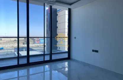 Apartment - 1 Bedroom - 2 Bathrooms for rent in Samana Park Views - Arjan - Dubai