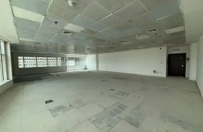 Office Space - Studio - 1 Bathroom for rent in Al Fattan Plaza - Al Garhoud - Dubai