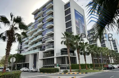 Apartment - Studio - 1 Bathroom for rent in Golf Vista 1 - Golf Vista - DAMAC Hills - Dubai