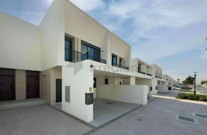 Townhouse - 3 Bedrooms - 3 Bathrooms for rent in Al Yelayiss 2 - Dubai