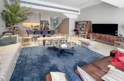 Villa - 3 Bedrooms - 4 Bathrooms for sale in Mohammed Bin Rashid City - Dubai