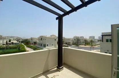 فيلا - 3 غرف نوم - 4 حمامات للايجار في قرطاج - القرية الشمالية - الفرجان - دبي