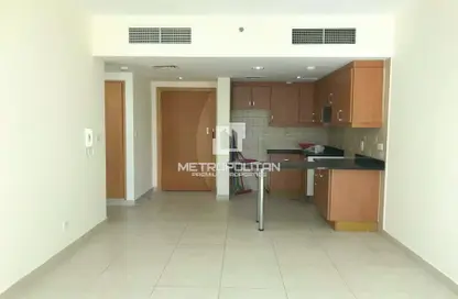 شقة - غرفة نوم - 1 حمام للايجار في جلوبال ليك فيو - (JLT) مجمع E - أبراج بحيرة الجميرا - دبي