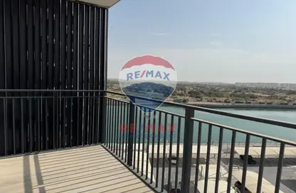 Apartment - 1 Bedroom - 1 Bathroom for rent in Waters Edge - Yas Island - Abu Dhabi