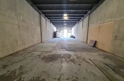 Warehouse - Studio for rent in Industrial Area 11 - Sharjah Industrial Area - Sharjah