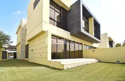 Townhouse - 3 Bedrooms - 5 Bathrooms for rent in Queens Meadow - DAMAC Hills - Dubai