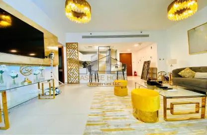 Living Room image for: Apartment - 1 Bedroom - 2 Bathrooms for rent in Parkside Residence - Shams Abu Dhabi - Al Reem Island - Abu Dhabi, Image 1