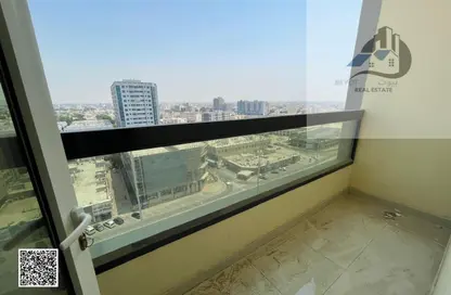Apartment - 3 Bedrooms - 3 Bathrooms for rent in Al Jurf 2 - Al Jurf - Ajman Downtown - Ajman
