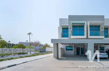 تاون هاوس - 4 غرف نوم - 5 حمامات للايجار في دريمز - الفرجان - دبي