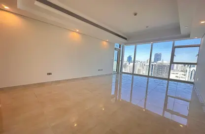 Apartment - 2 Bedrooms - 3 Bathrooms for rent in Wave tower - Corniche Road - Abu Dhabi