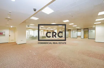 مكتب - استوديو - 2 حمامات للايجار في الدانه - أبوظبي