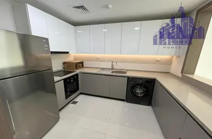 Apartment - 1 Bedroom - 2 Bathrooms for rent in Topaz Residences - Dubai Silicon Oasis - Dubai