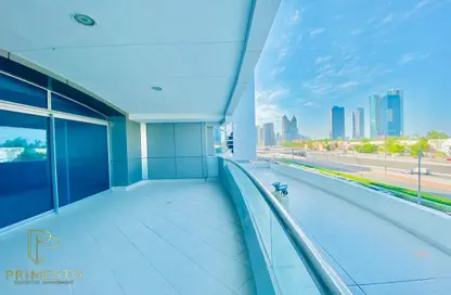 Apartment - 5 Bedrooms - 5 Bathrooms for rent in Mina Tower - Mina Road - Tourist Club Area - Abu Dhabi