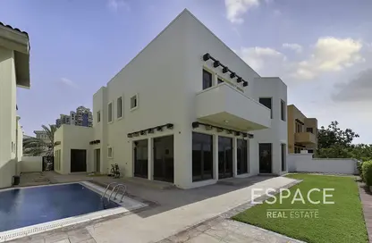 Villa - 4 Bedrooms - 5 Bathrooms for sale in Garden Homes Frond L - Garden Homes - Palm Jumeirah - Dubai