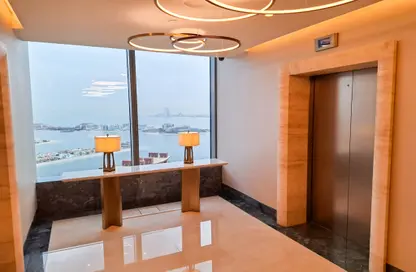 Apartment - Studio - 1 Bathroom for rent in The Palm Tower - Palm Jumeirah - Dubai