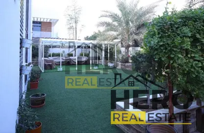 Villa - 4 Bedrooms - 5 Bathrooms for sale in West Yas - Yas Island - Abu Dhabi