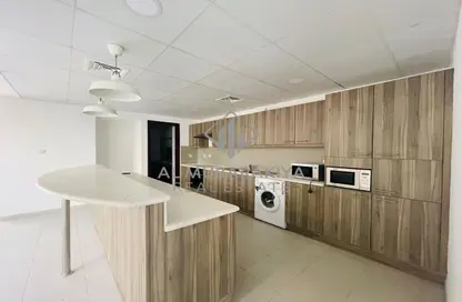 Kitchen image for: Townhouse - 3 Bedrooms - 4 Bathrooms for rent in Malibu - Mina Al Arab - Ras Al Khaimah, Image 1
